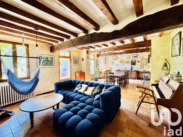 Longère 7 pièces de 161 m² à Loire-Authion (49250)