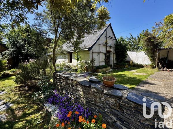 Longère 7 pièces de 161 m² à Loire-Authion (49250)