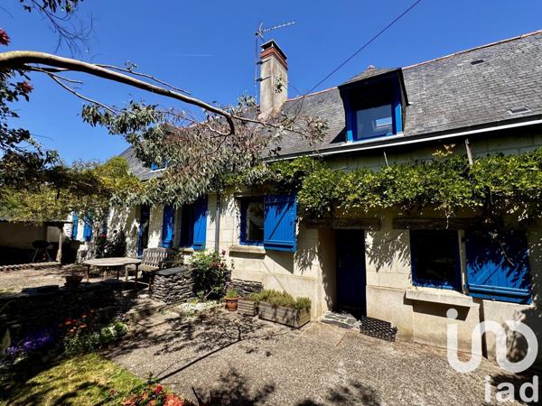 Longère 7 pièces de 161 m² à Loire-Authion (49250)