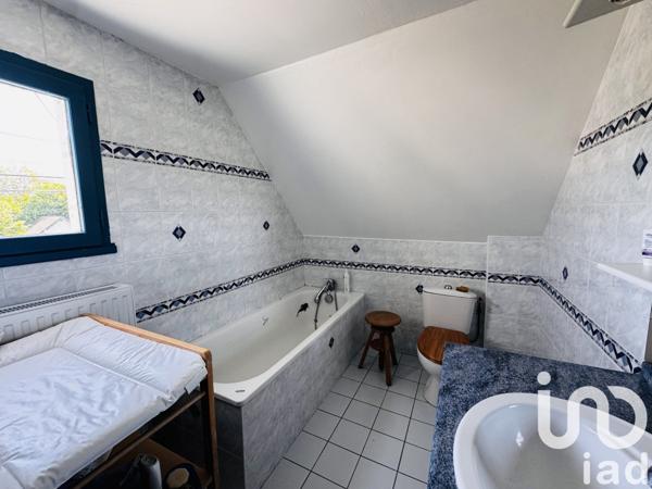 Longère 7 pièces de 161 m² à Loire-Authion (49250)