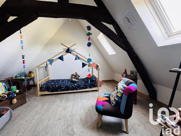 Longère 7 pièces de 161 m² à Loire-Authion (49250)