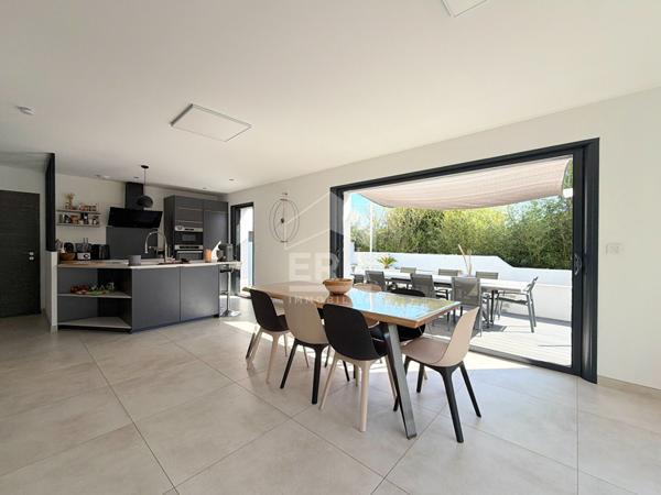 A VENDRE EN EXCLUSIVITE 13610 LE PUY SAINTE REPARADE MAISON RECENTE 4 PIECES D'ENVIRON 97M² AVEC JARDIN, PISCINE ET GARAGE