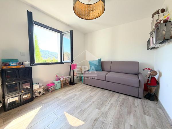 A VENDRE EN EXCLUSIVITE 13610 LE PUY SAINTE REPARADE MAISON RECENTE 4 PIECES D'ENVIRON 97M² AVEC JARDIN, PISCINE ET GARAGE