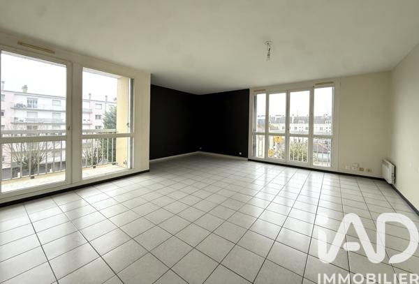 Appartement à vendre 4 pièces 76 m² Troyes