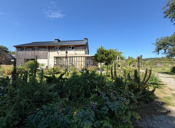 Maison à PLEUCADEUC, 56140 - 5 pièces 130m²