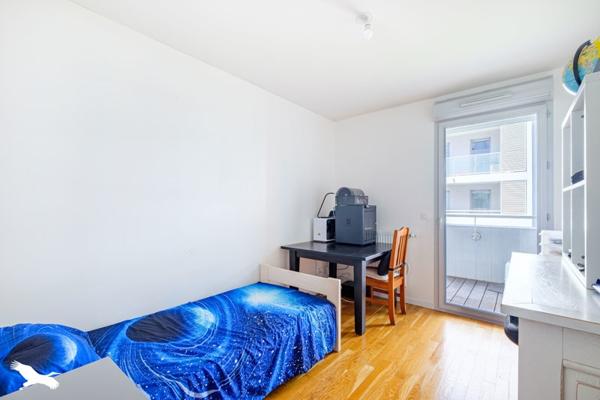 Appartement à vendre |                                       Bron |                                        4 pièces  |  75,5 m²
