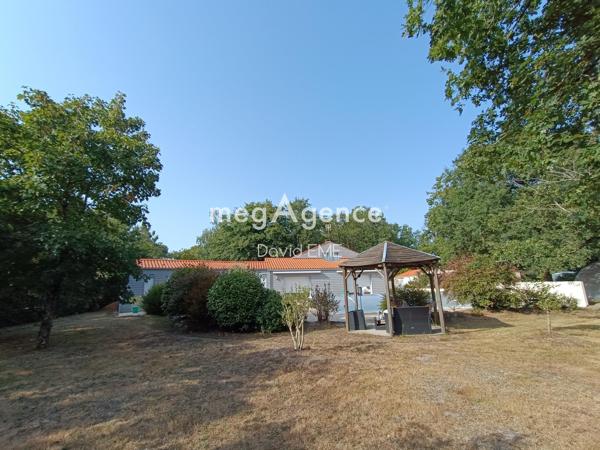 Maison à NOTRE DAME DE RIEZ, 85270 - 9 pièces 192m²