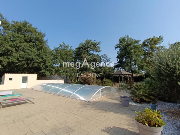 Maison à NOTRE DAME DE RIEZ, 85270 - 9 pièces 192m²