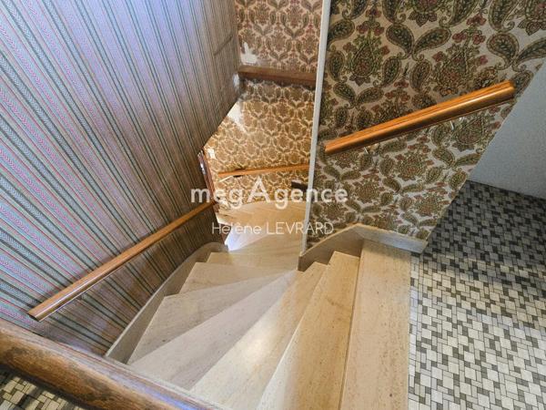 Maison à EVRON, 53600 - 6 pièces 127m²