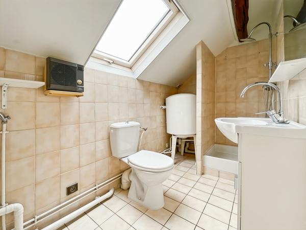 EXCLUSIVITÉ - Maison en pierre avec box et parking à Dammarie-les-Lys