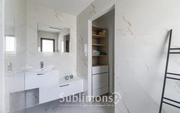 Maison 7 pièces 192 m²