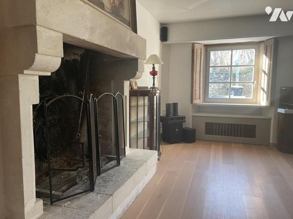 Maison atypique à 300m de l'Embarcadère de l'île aux Moines avec piscine intérieure 