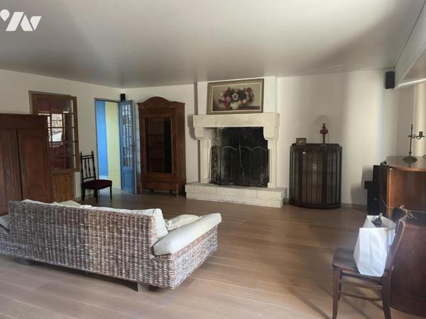 Maison atypique à 300m de l'Embarcadère de l'île aux Moines avec piscine intérieure 