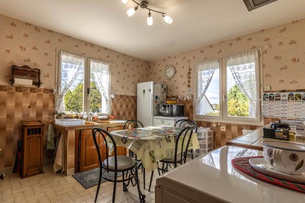 Maison Chabris 7 pièce(s) 133.4 m2