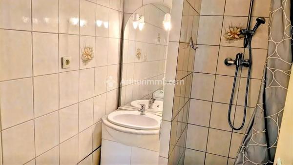 Vente                                                      Maison
                        
                     7 pièces                      156 m2                     à Castres