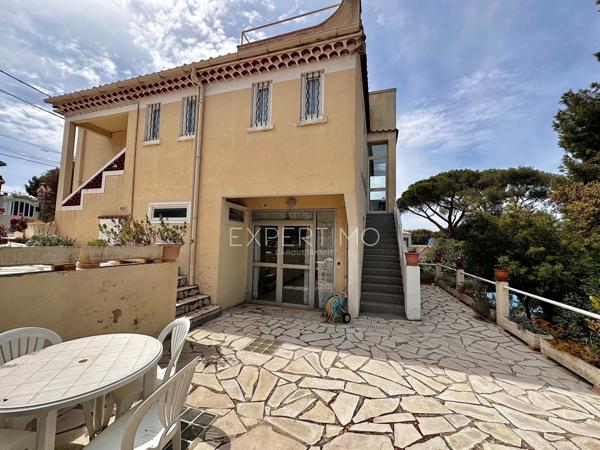 Le Pradet (83220) Maison à moins de 100m de la mer et des plages aux Oursinières