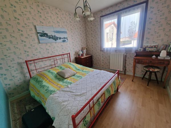 Maison 132m2 avec sous-sol complet, garage et jardin