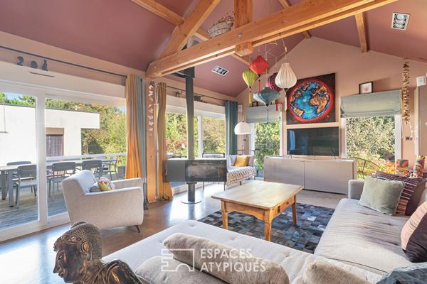 Maison familiale chaleureuse et son jardin intimiste