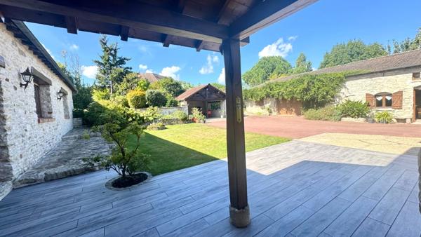Propriete à vendre 7 pièces JOUY MAUVOISIN (78) - dépendance - garage - parcelle 2500 m²