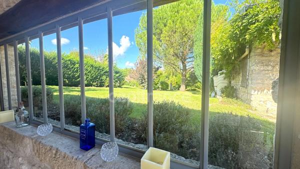 Propriete à vendre 7 pièces JOUY MAUVOISIN (78) - dépendance - garage - parcelle 2500 m²