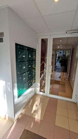 Avignon (84000) Appt de type T2 en RDJ climatisé en résidence sécurisée sans vis à vis avec place de parking AGROPARC