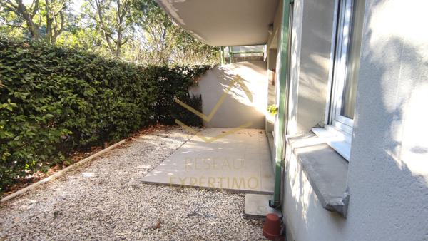 Avignon (84000) Appt de type T2 en RDJ climatisé en résidence sécurisée sans vis à vis avec place de parking AGROPARC