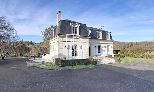 Maison Mayenne 8 pièce(s) 198 m2