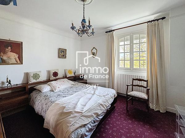 Maison Mayenne 8 pièce(s) 198 m2