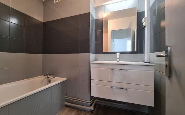 Appartement à louer    2 pièces •  Épernay