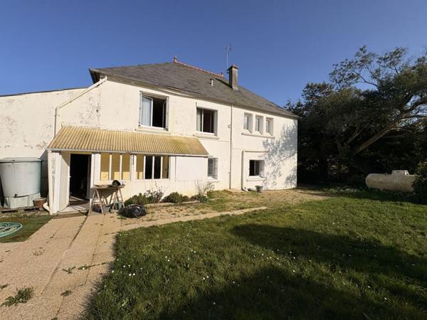 Maison à vendre |  Saint-Pol-de-Léon |  7 pièces | 151 m²