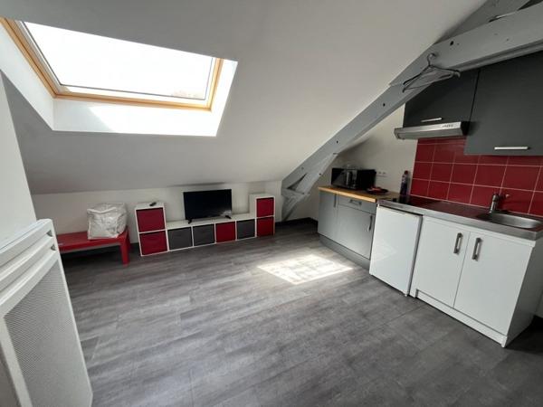 Appartement à louer 325 € CC Périgueux 1 pièce 13 m² DPE E
