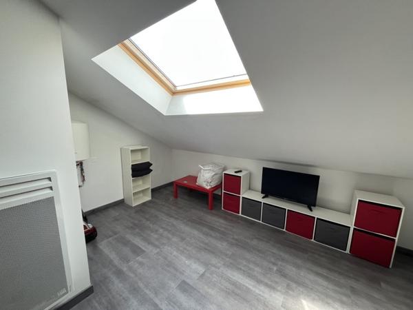 Appartement à louer 325 € CC Périgueux 1 pièce 13 m² DPE E