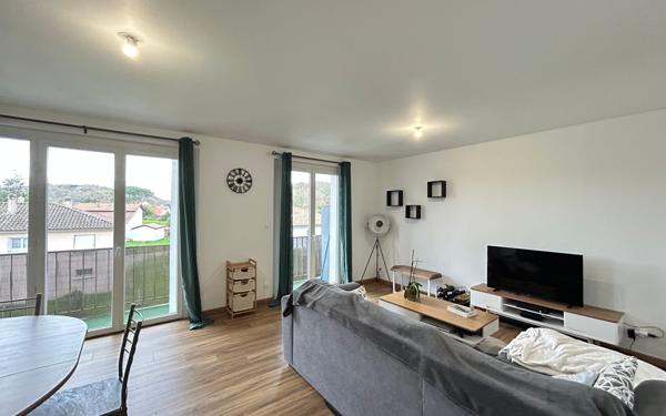 Appartement à louer    3 pièces •  Aire-sur-l'Adour