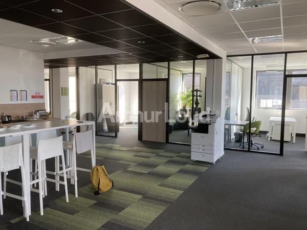 À louer : Bureaux de prestige à Lesquin – Emplacement stratégique au cœur d’un pôle économique dynamique