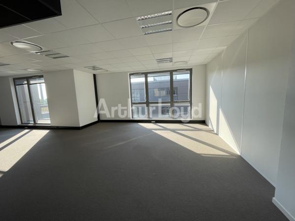 À louer : Bureaux de prestige à Lesquin – Emplacement stratégique au cœur d’un pôle économique dynamique