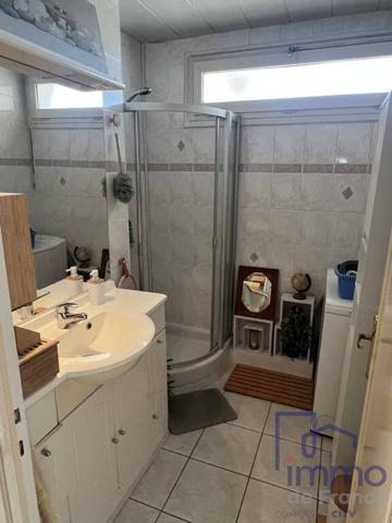 Saint-Etienne/Bellevue appartement de Type T4 en dernier étage