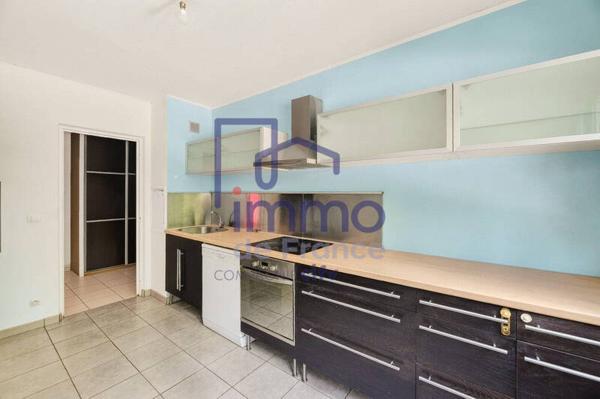 Appartement 4 pièces                                        - 69250 Neuville-sur-Saône Réf : 21715