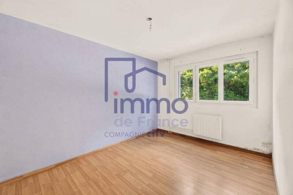 Appartement 4 pièces                                        - 69250 Neuville-sur-Saône Réf : 21715