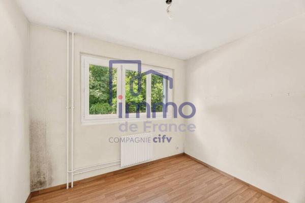 Appartement 4 pièces                                        - 69250 Neuville-sur-Saône Réf : 21715