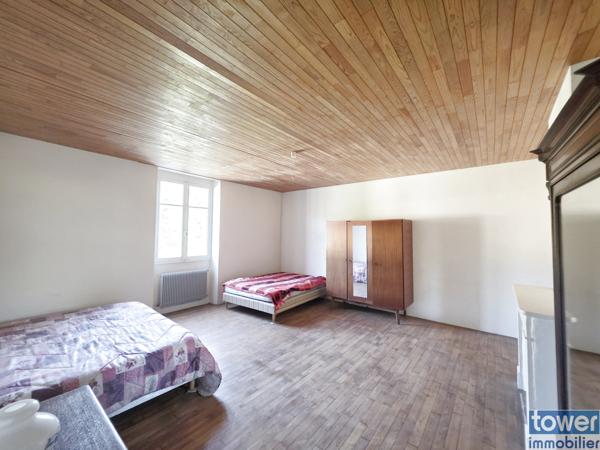 Maison 100m² 3 chambres, grange, annexes et jardin