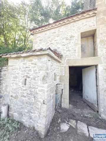 Maison 100m² 3 chambres, grange, annexes et jardin