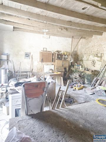 Maison 100m² 3 chambres, grange, annexes et jardin