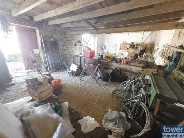 Maison 100m² 3 chambres, grange, annexes et jardin