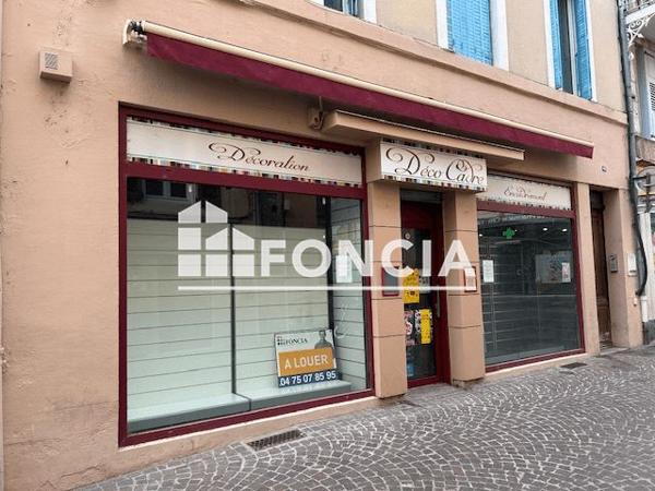 Location Local commercial 3 pièces 86.9 m² - 48 GRANDE RUE Tournon-sur-rhone 07300