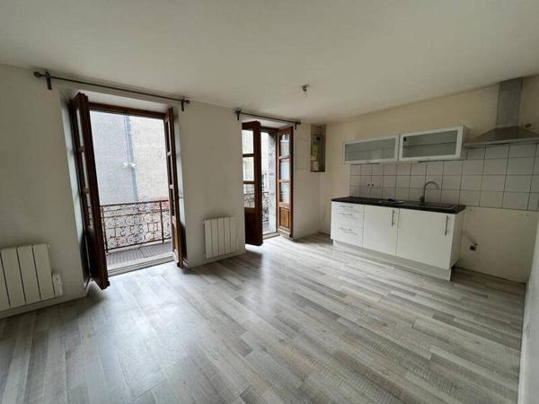 Appartement 2 pièces                                        - 43260 Saint-Julien-Chapteuil Réf : 13206
