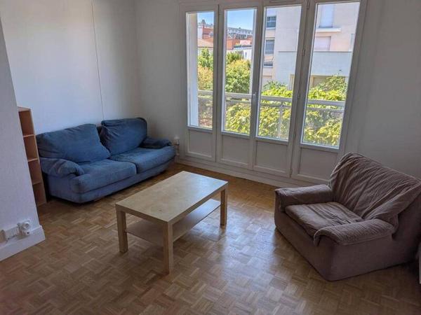 Appartement 2 pièces                                        - 69008 Lyon 8e  Arrondissement Réf : 4752