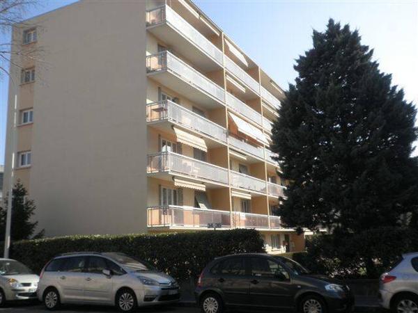 Appartement 2 pièces                                        - 69008 Lyon 8e  Arrondissement Réf : 4752
