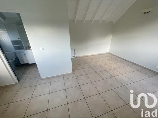 Location maison 4 pièces 98 m² Morne-à-l'Eau