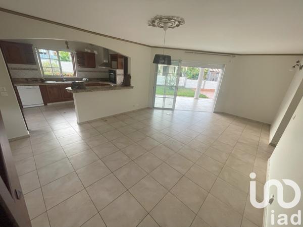 Location maison 4 pièces 98 m² Morne-à-l'Eau