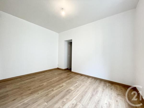 Immeuble à vendre  305,04 m2 CHARTRES - 28